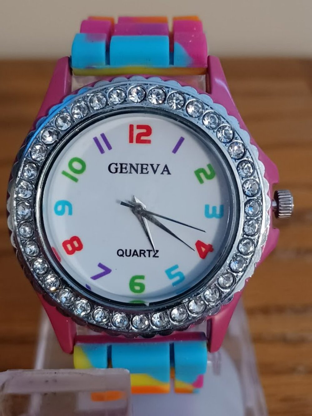 Ladies GENEVA Colorful Quartz Watch - WORKS!